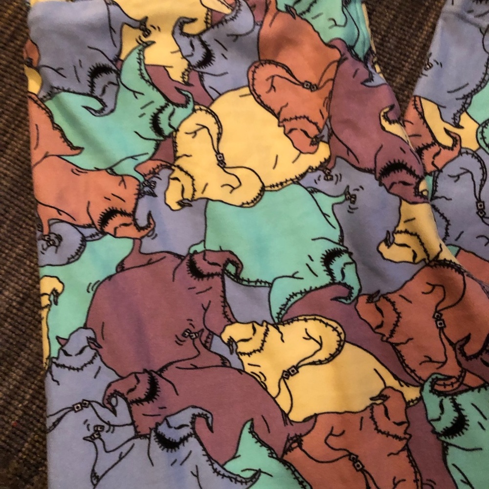 New without tags LuLaRoe Oogie Boogie Leggings OS